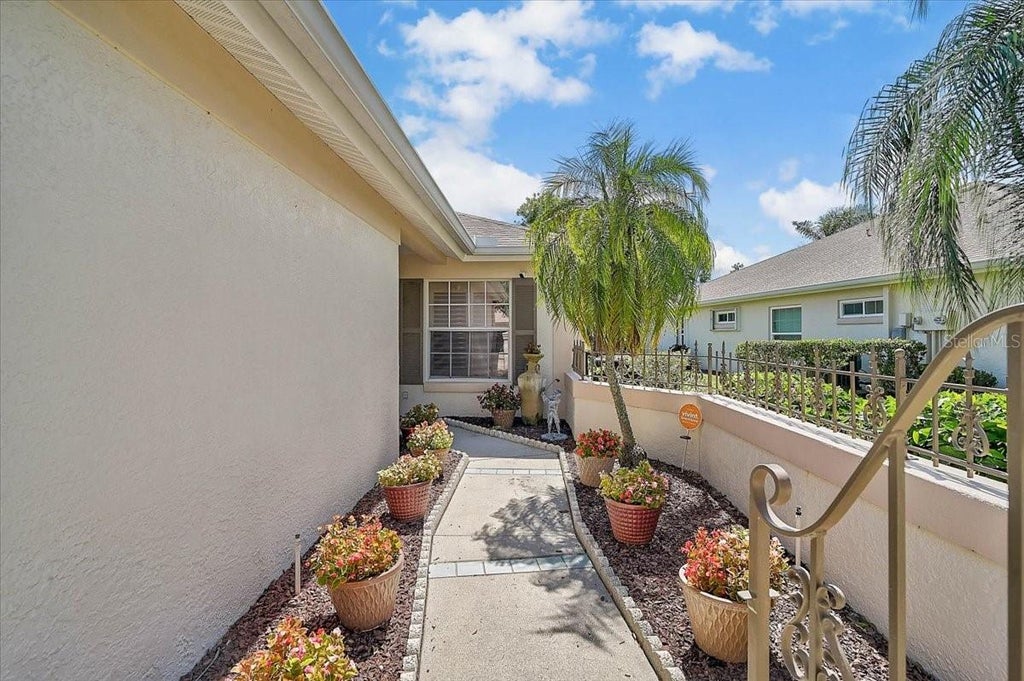 Photo of 4238 Caddie Drive E, Bradenton, FL 34203 (MLS # A4707383)