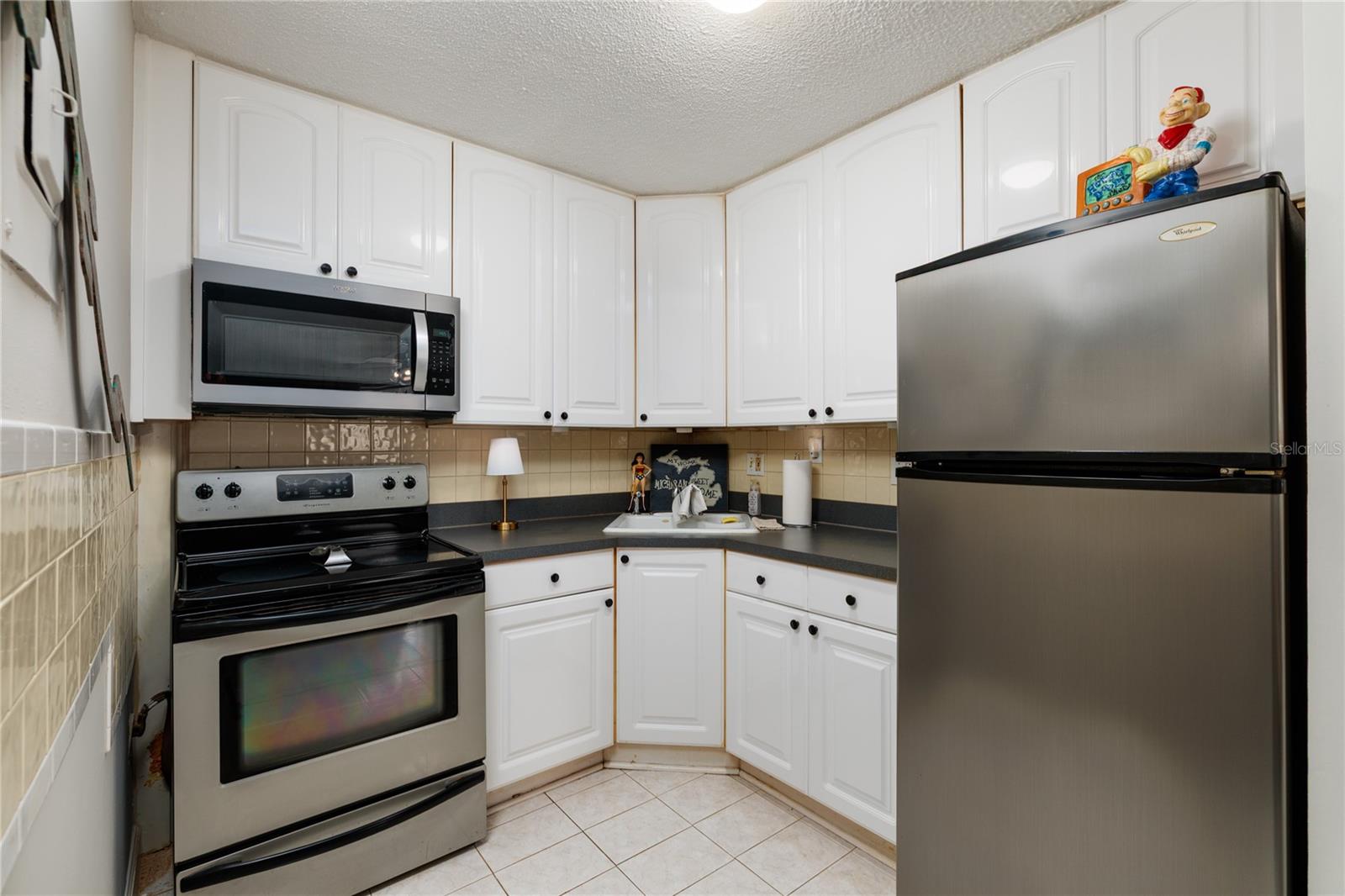 EDWARD LAWRENCE APTS - Residential