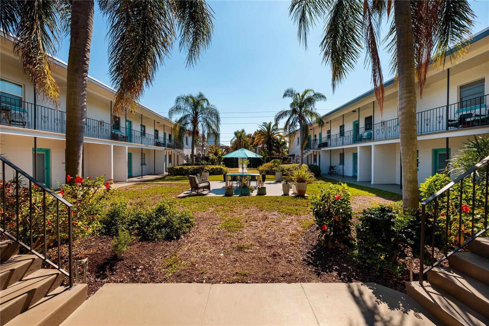 EDWARD LAWRENCE APTS - Residential