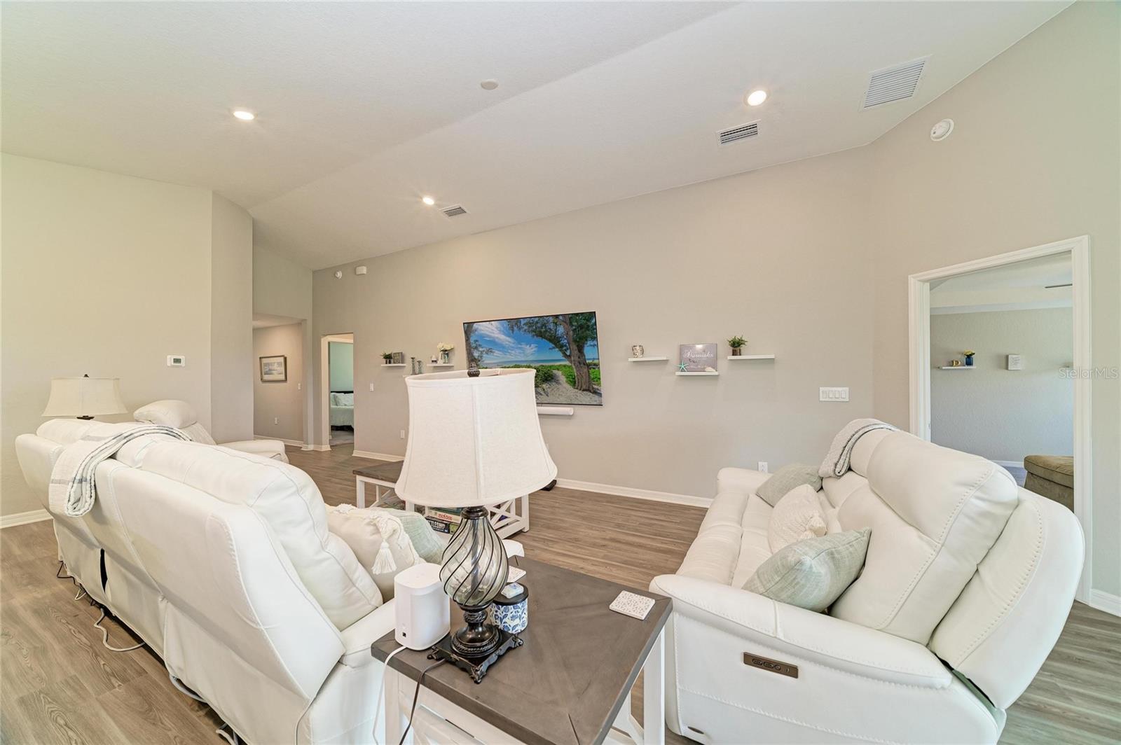 AVIARY AT RUTLAND RANCH PH IIA & IIB - Residential