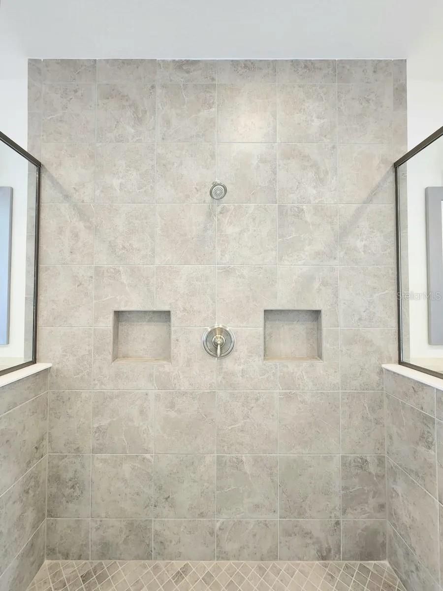 EAGLE CRK VILLAGE K PH 1B - Residential Lease