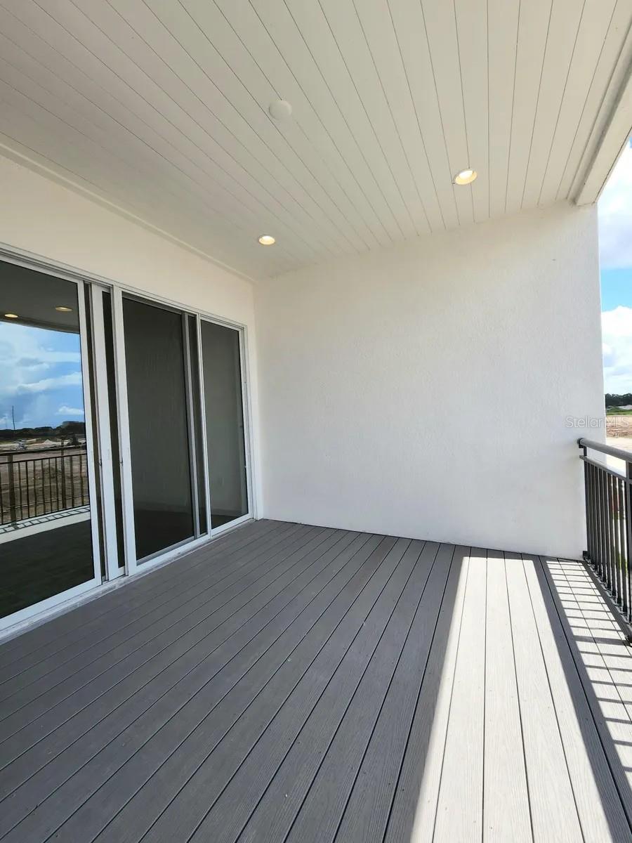 EAGLE CRK VILLAGE K PH 1B - Residential Lease