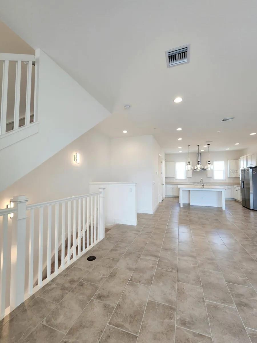 EAGLE CRK VILLAGE K PH 1B - Residential Lease