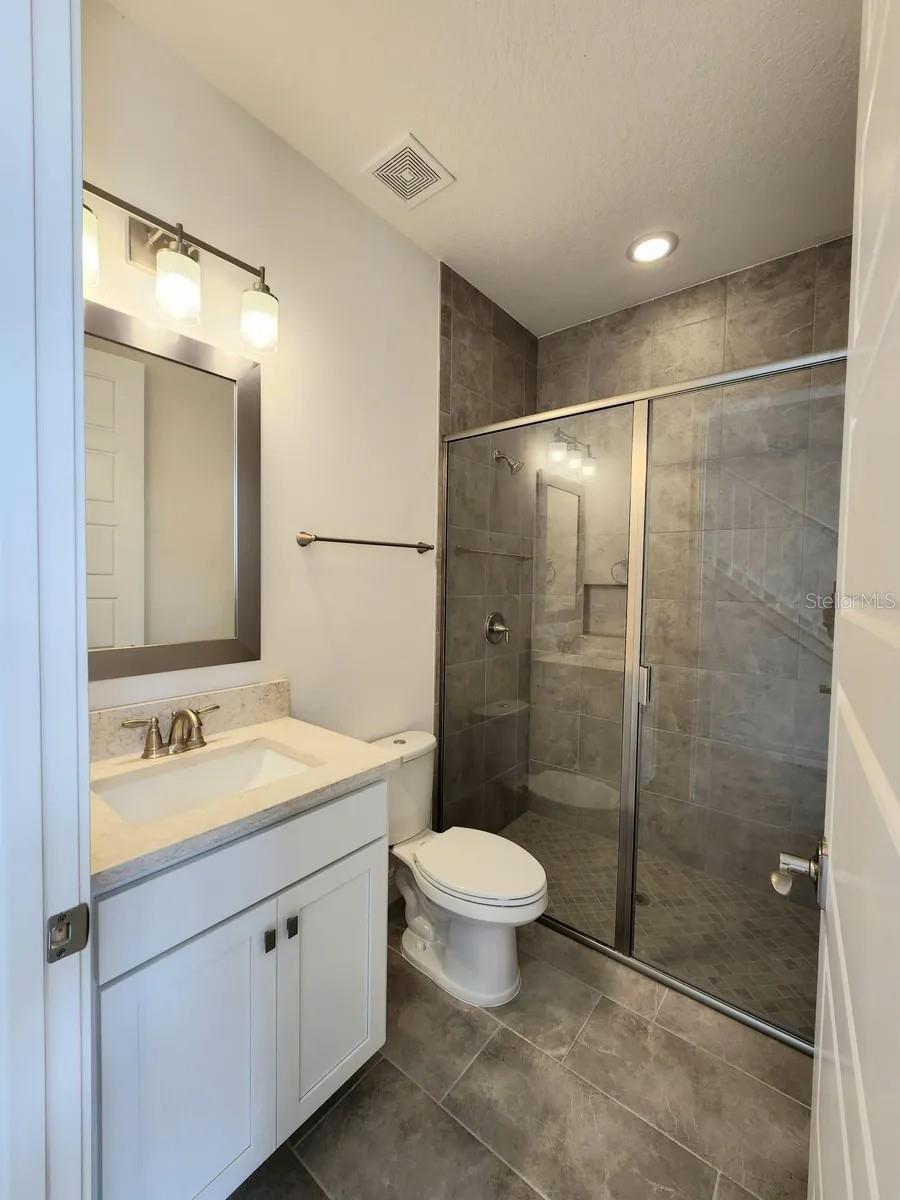 EAGLE CRK VILLAGE K PH 1B - Residential Lease