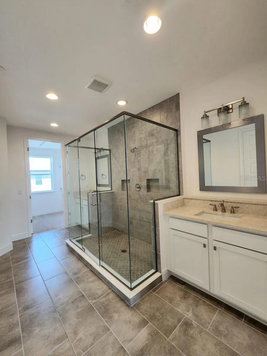 EAGLE CRK VILLAGE K PH 1B - Residential Lease