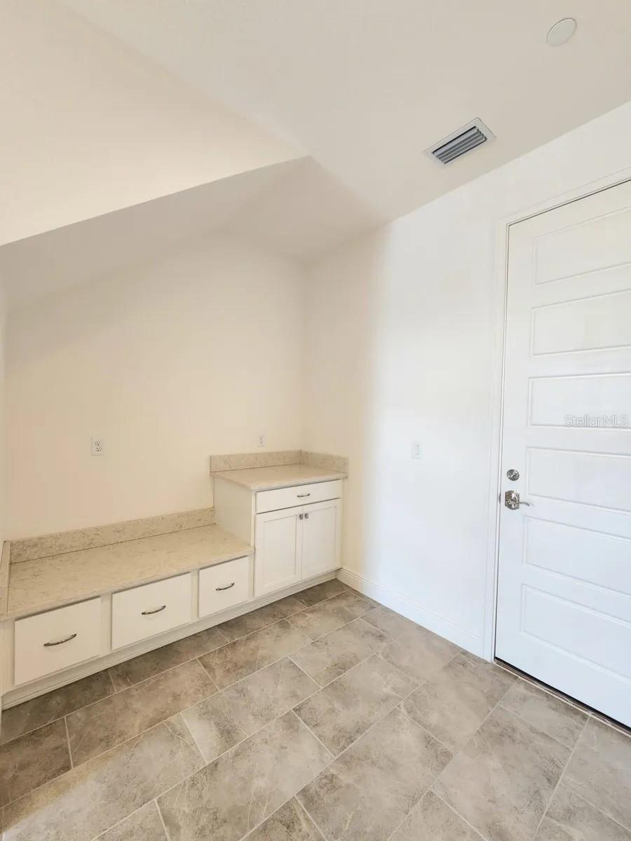 EAGLE CRK VILLAGE K PH 1B - Residential Lease