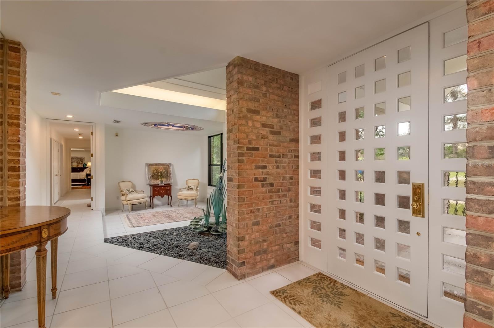 SUMMIT II - Residential