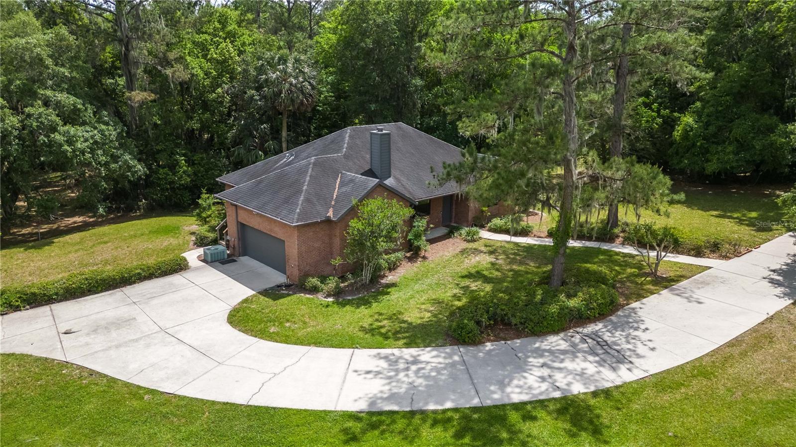 SUMMIT II - Residential