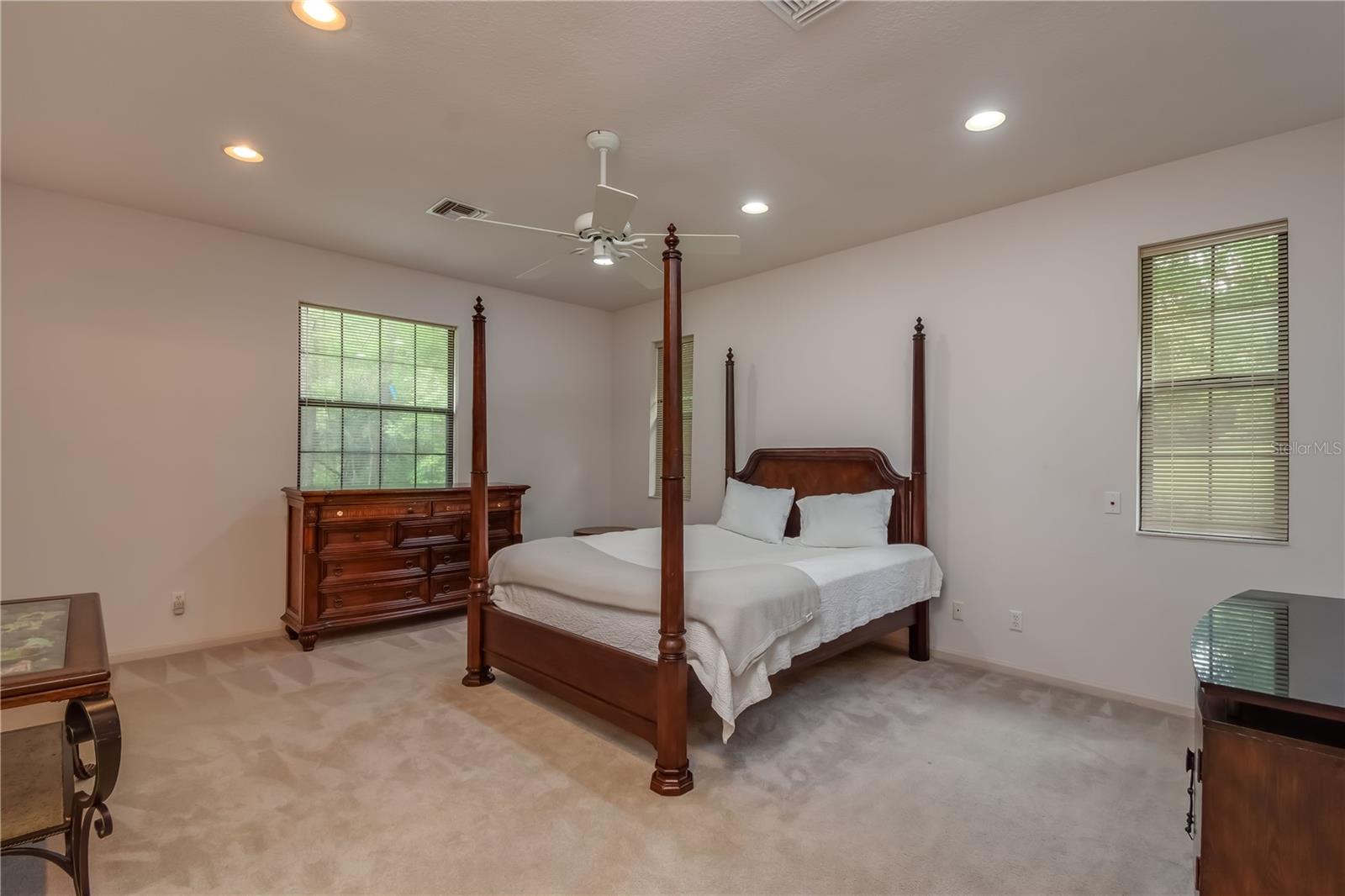 SUMMIT II - Residential