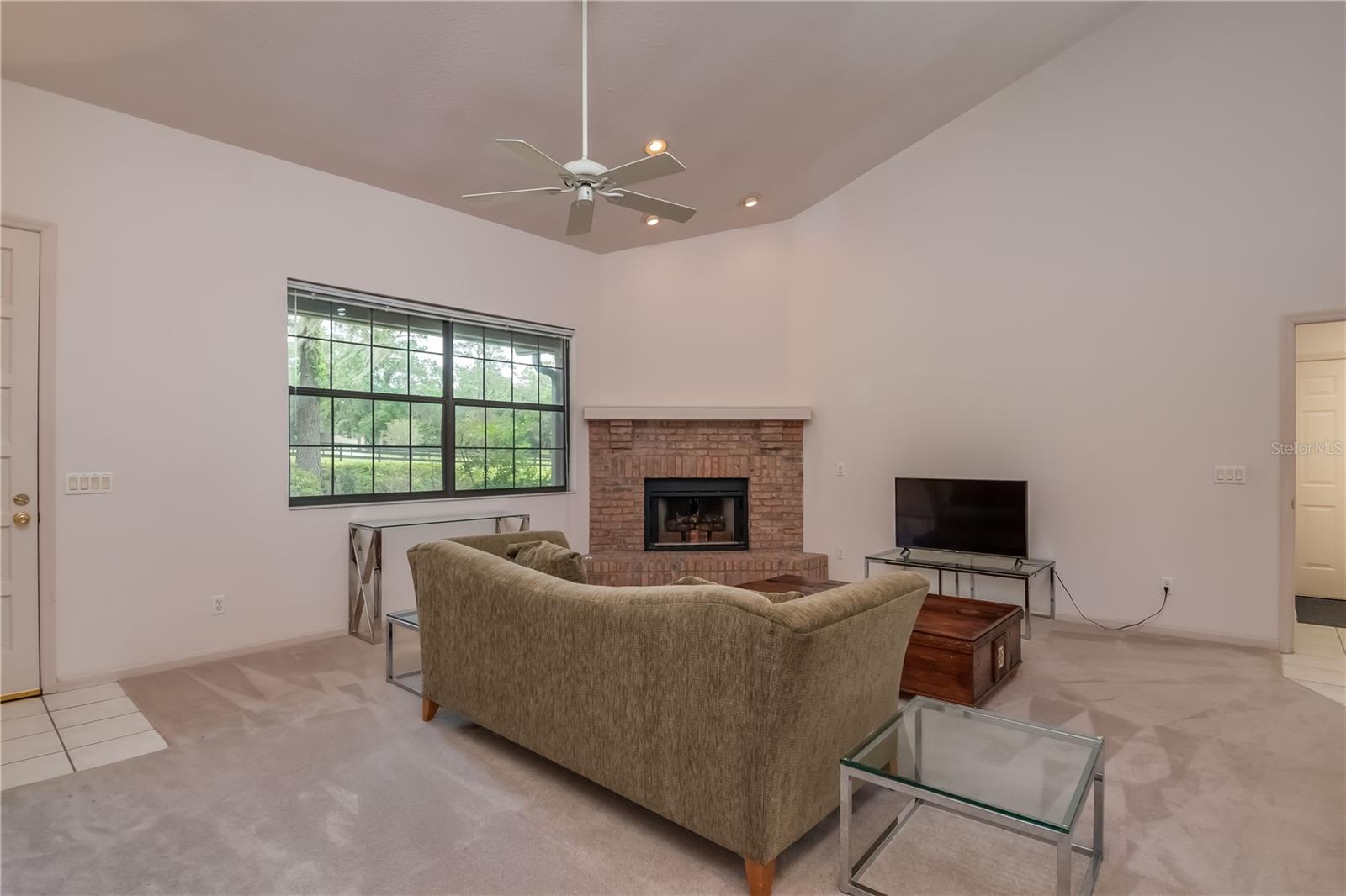 SUMMIT II - Residential