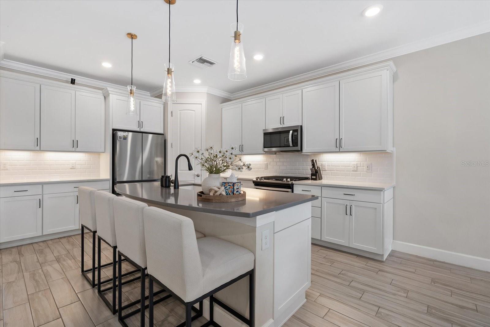 MALLORY PARK PH II SUBPH B - Residential Lease