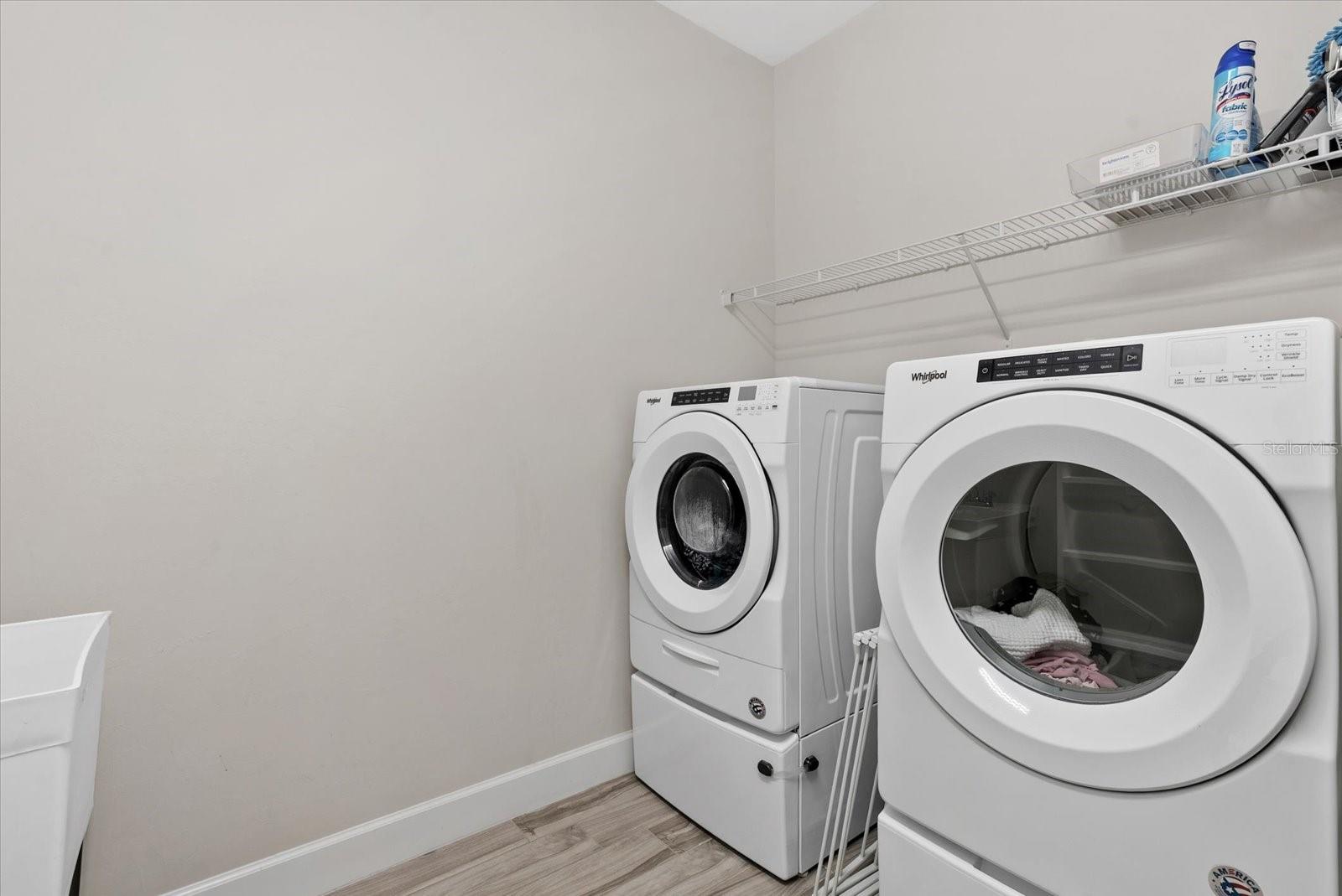 MALLORY PARK PH II SUBPH B - Residential Lease