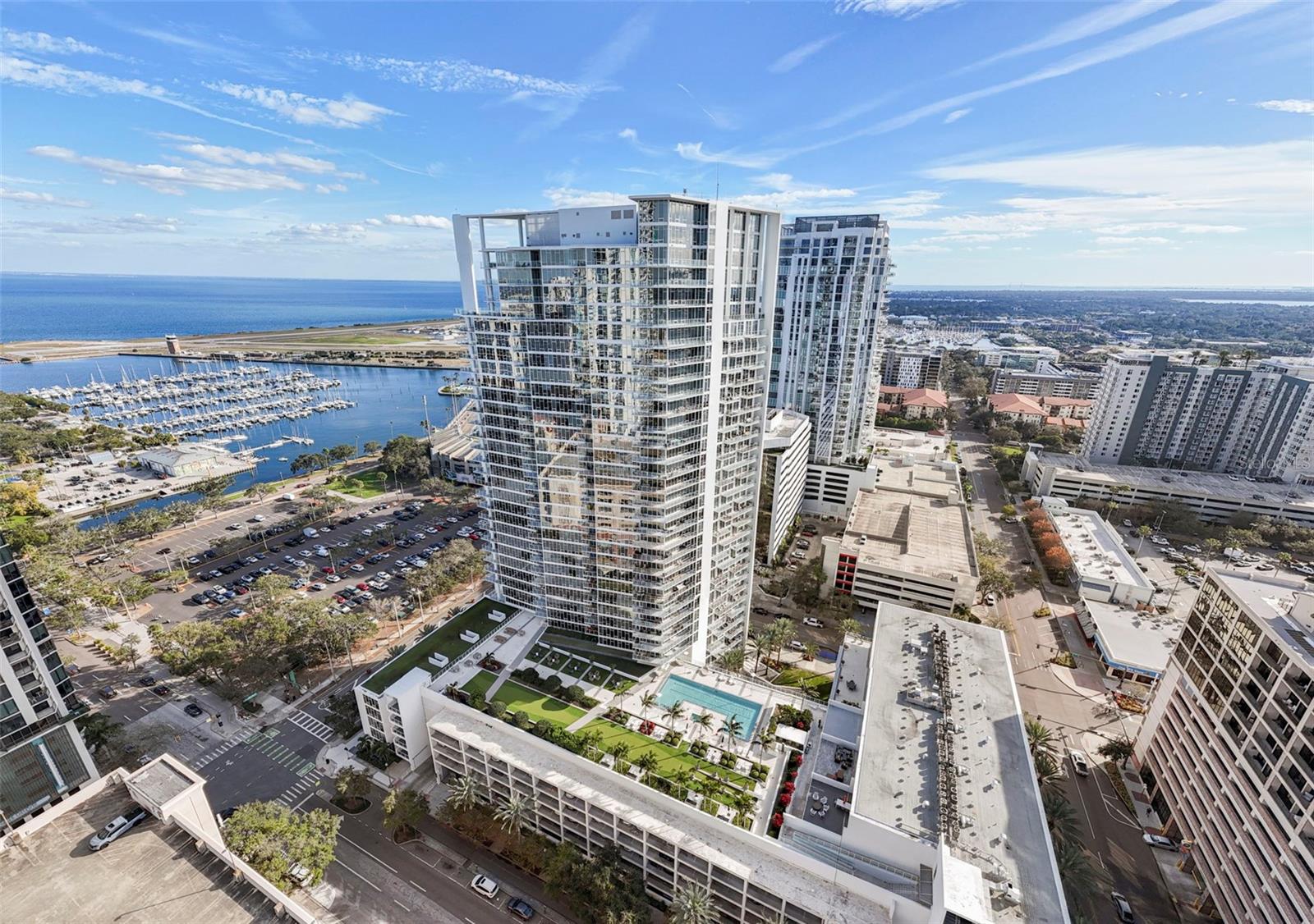 SIGNATURE PLACE CONDO - Residential