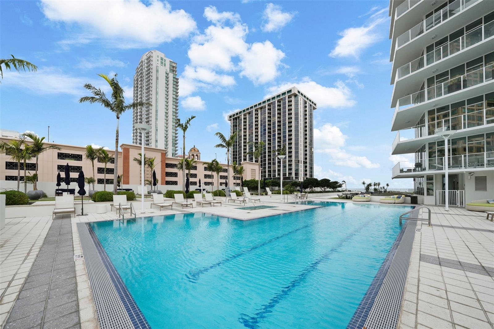 SIGNATURE PLACE CONDO - Residential