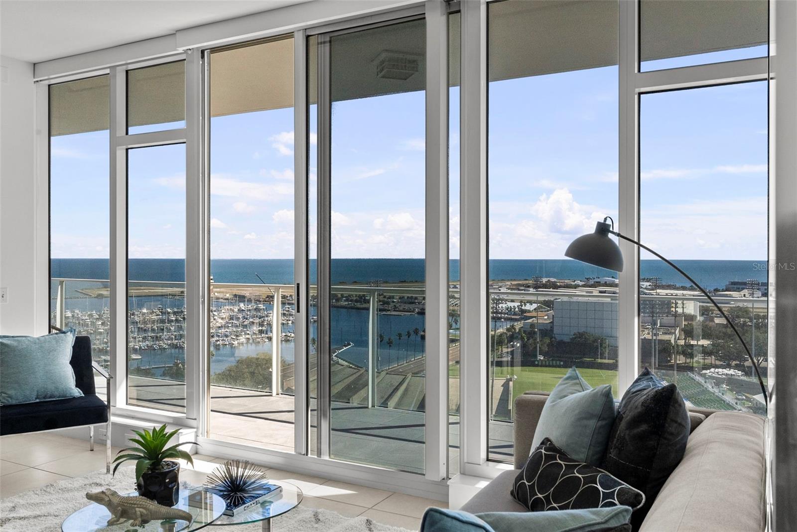 SIGNATURE PLACE CONDO - Residential