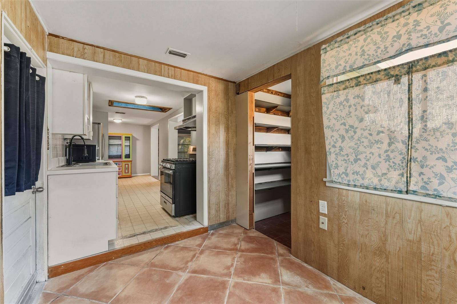 UNPLATTED - Residential