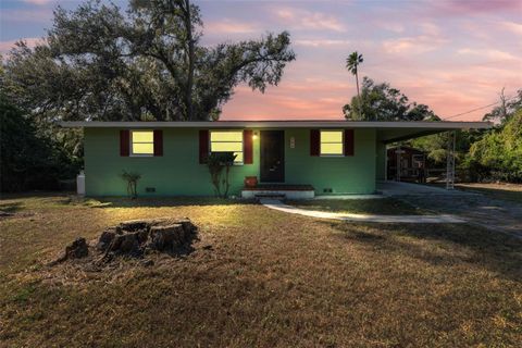 Photo of 906 Stanberry Drive, Brandon, FL 33511 (MLS # TB8445679)