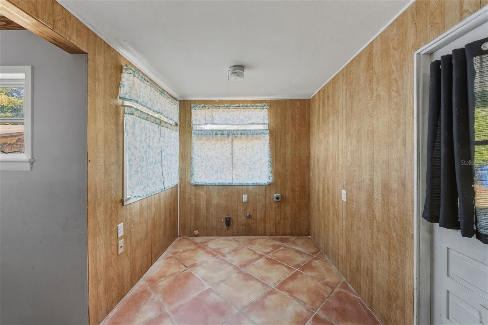 UNPLATTED - Residential