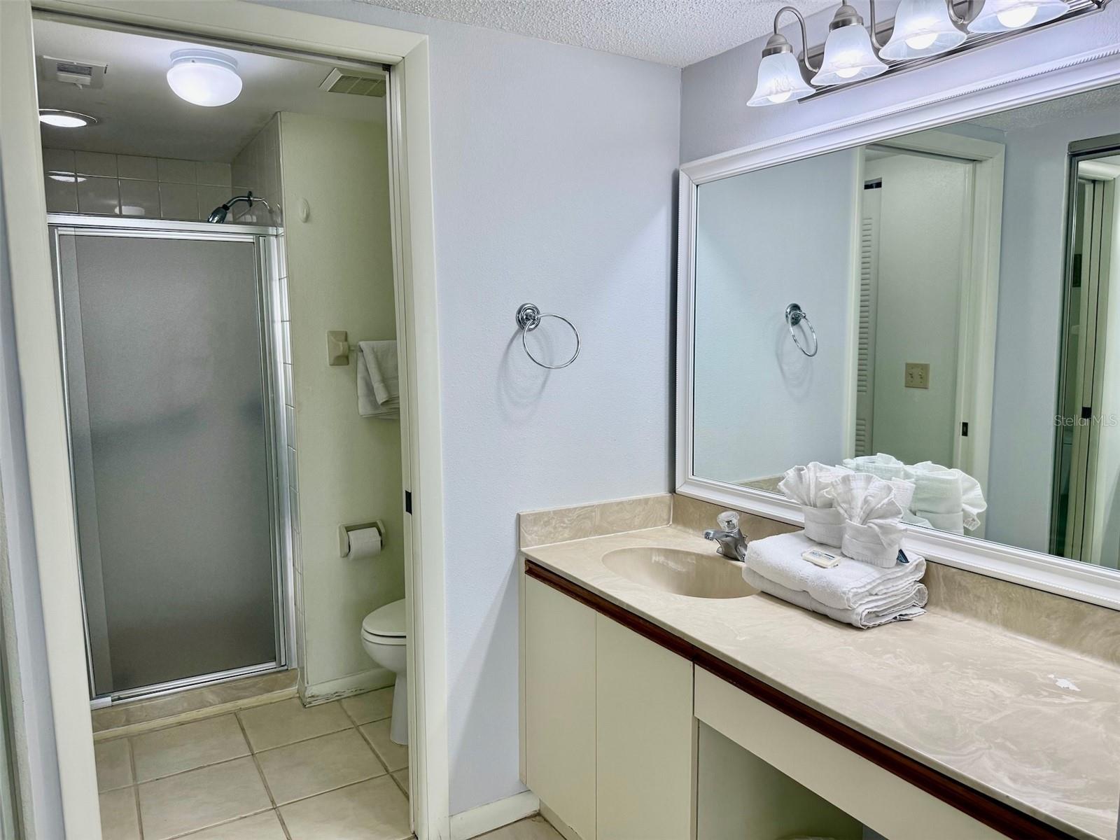 SHOREWALK BATH & TENNIS CLUB 11 - Residential