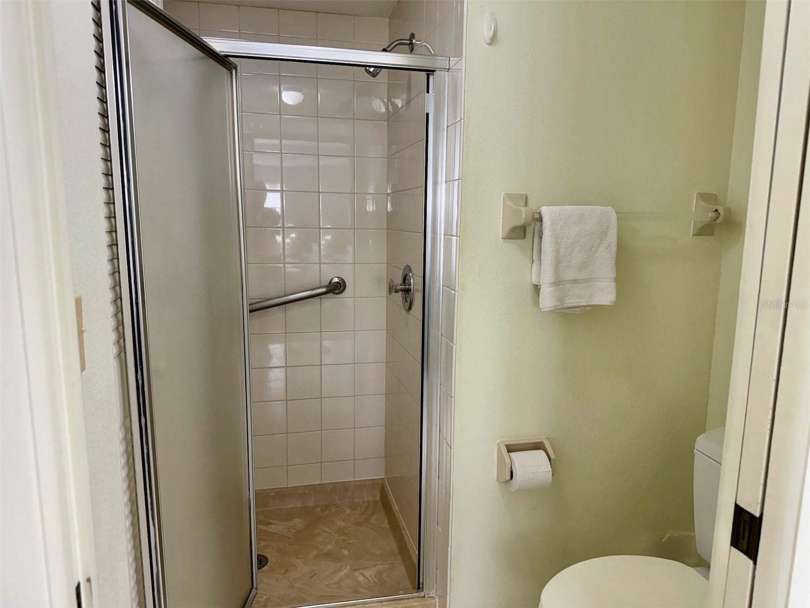 SHOREWALK BATH & TENNIS CLUB 11 - Residential