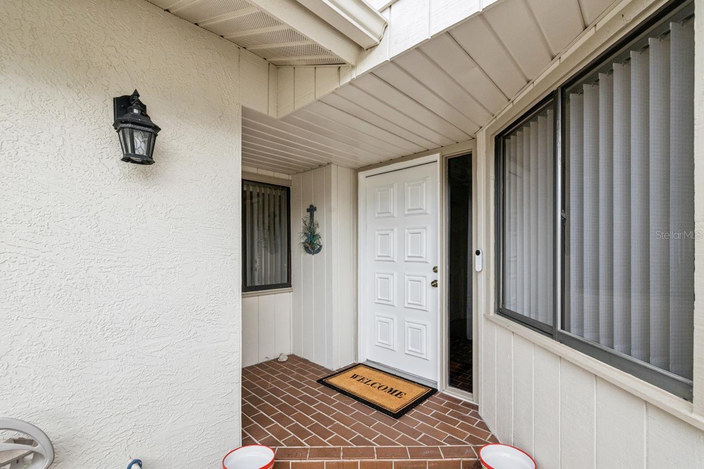 456 LAKEVIEW DRIVE 5