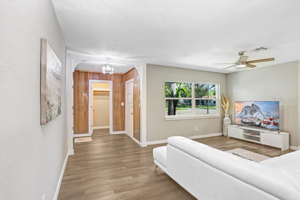 SHOREACRES CENTER - Residential