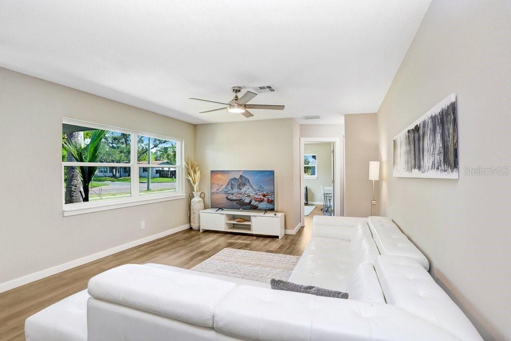 SHOREACRES CENTER - Residential