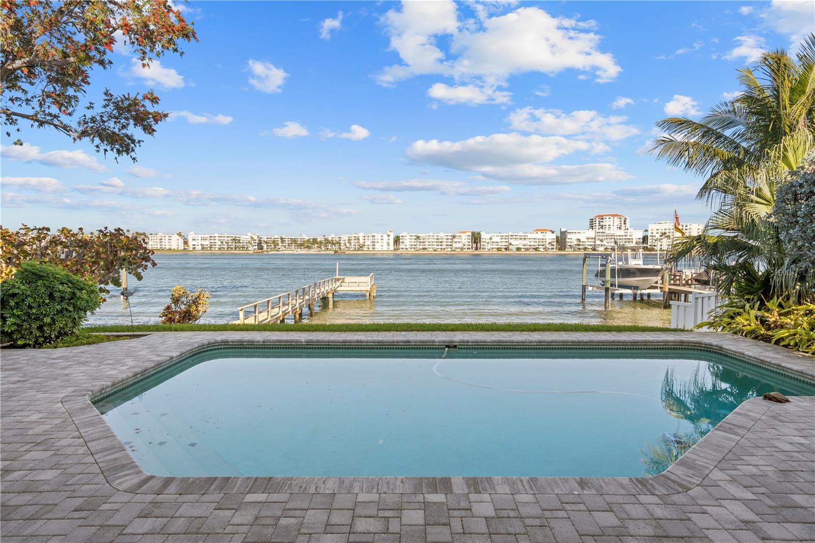 NORTH VINA DEL MAR - Residential