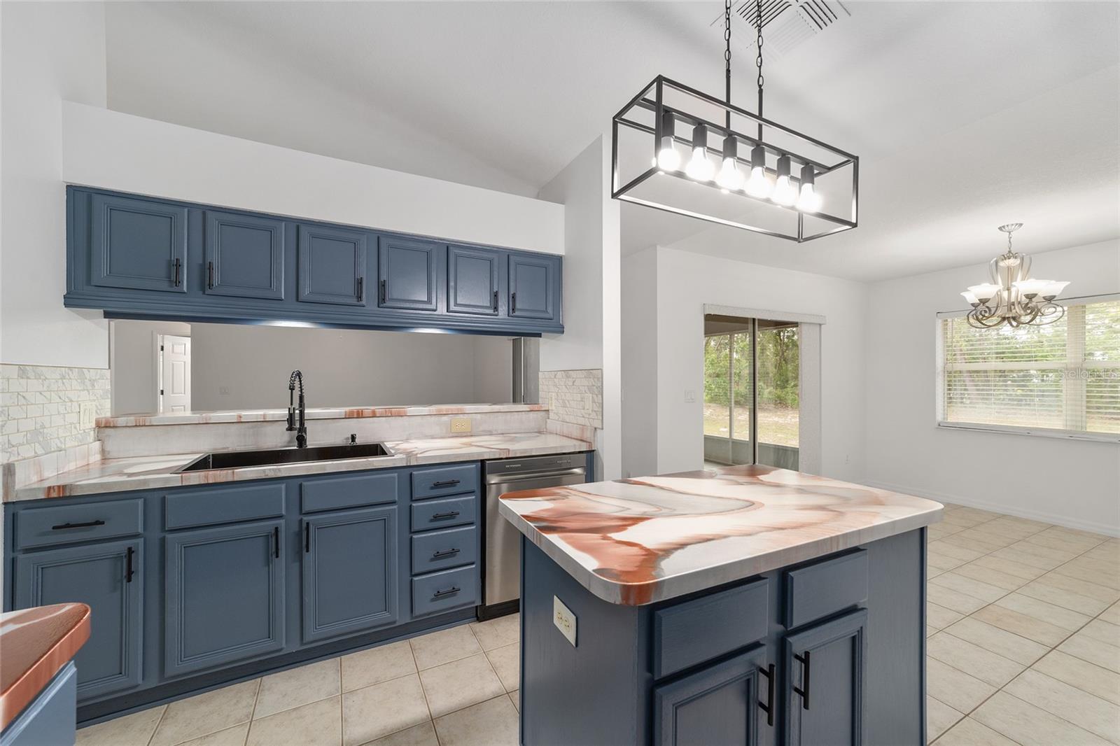 KINGSLAND COUNTRY ESTATE - Residential