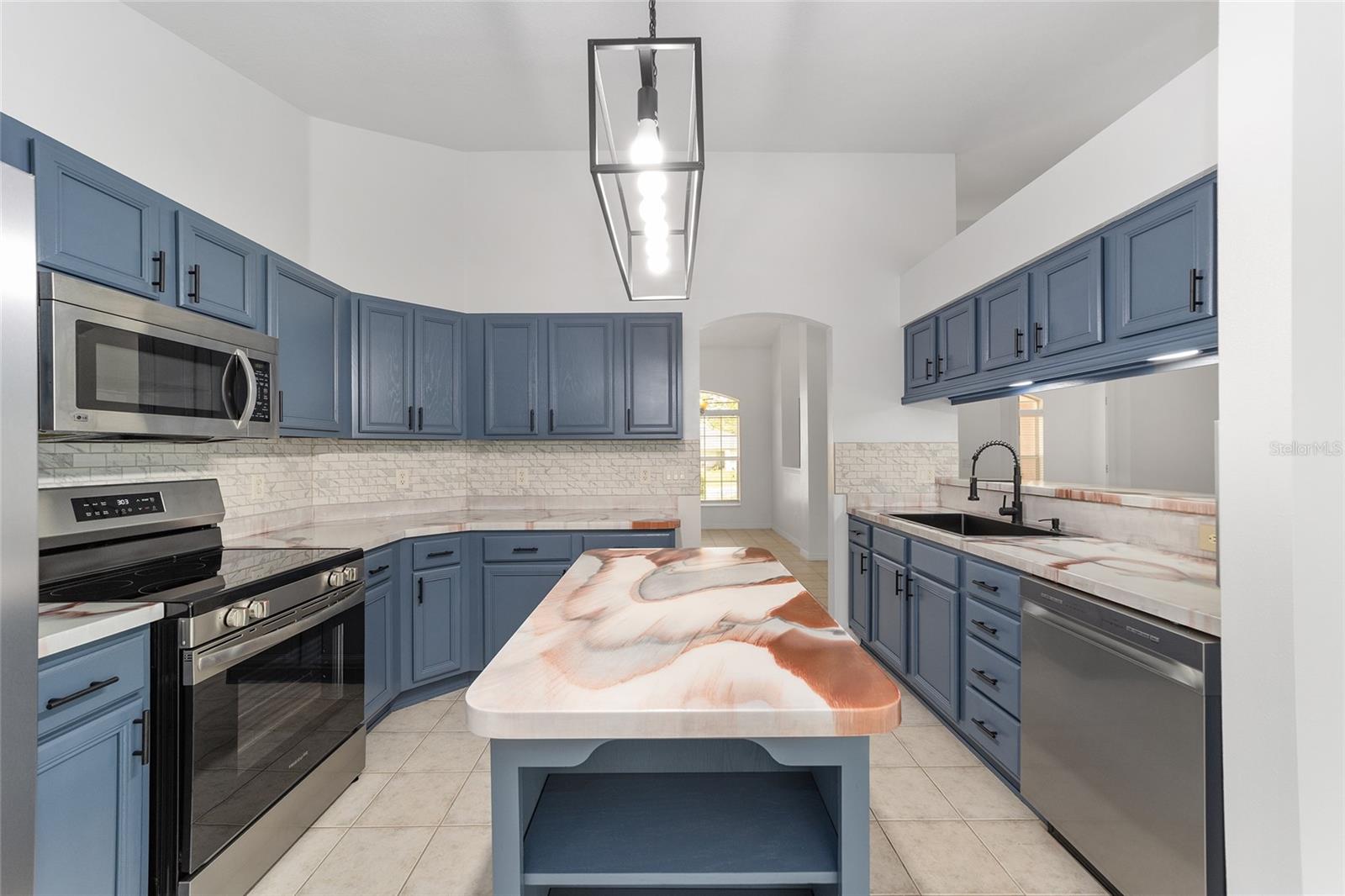 KINGSLAND COUNTRY ESTATE - Residential