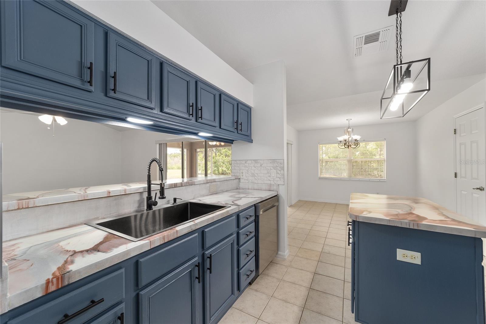 KINGSLAND COUNTRY ESTATE - Residential