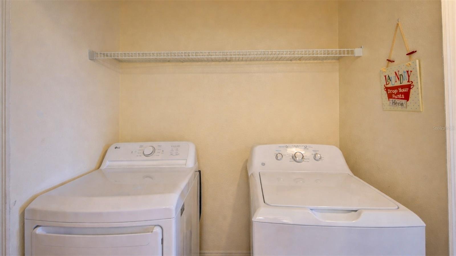 CRESTWYND BAY - Residential