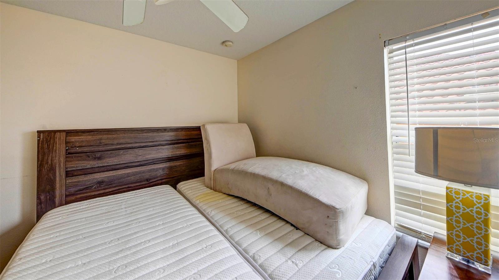 CRESTWYND BAY - Residential