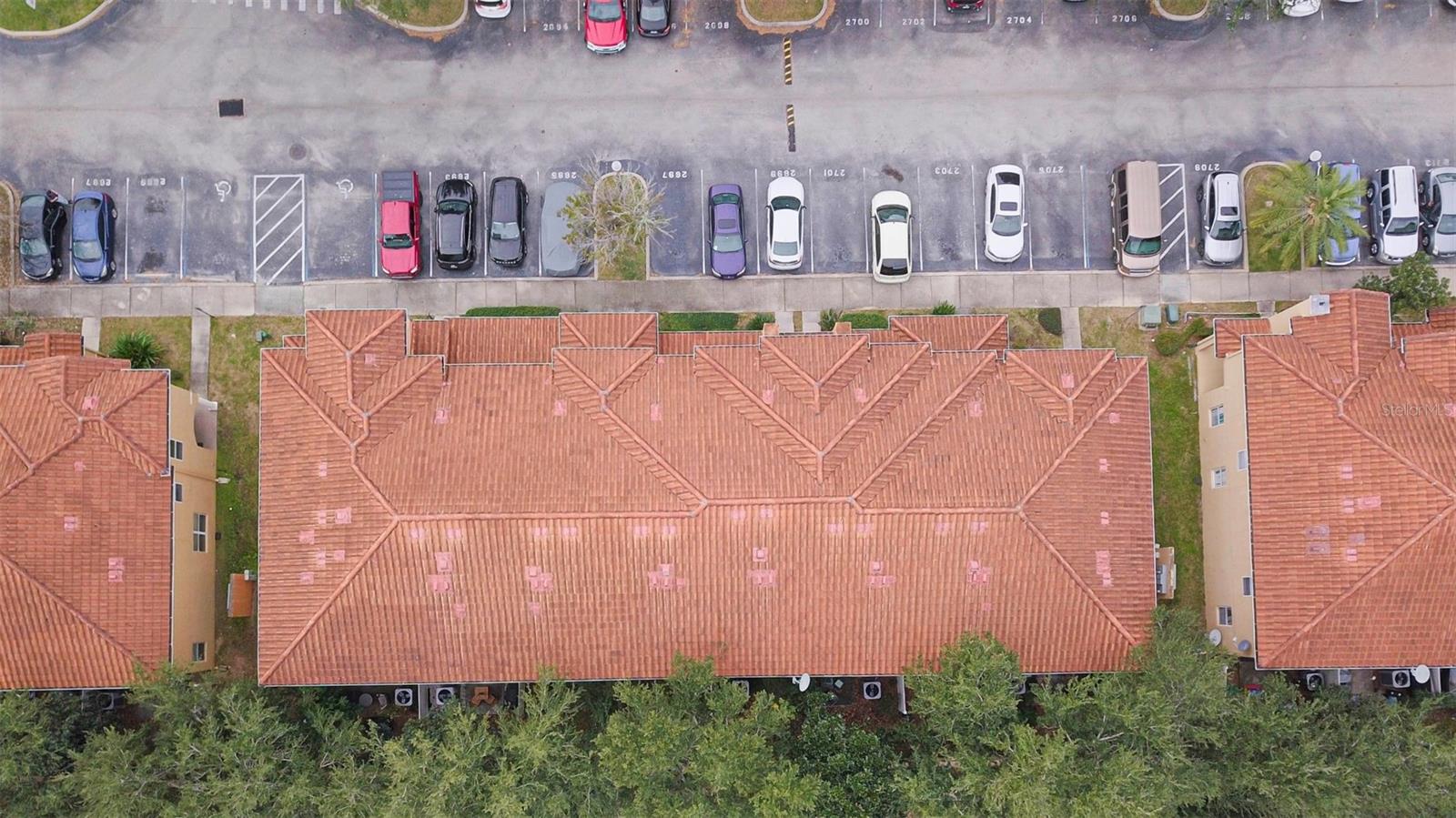 CRESTWYND BAY - Residential