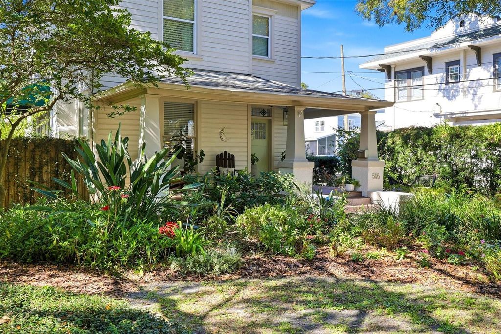 Photo of 505 S Newport Avenue, Tampa, FL 33606 (MLS # TB8461828)