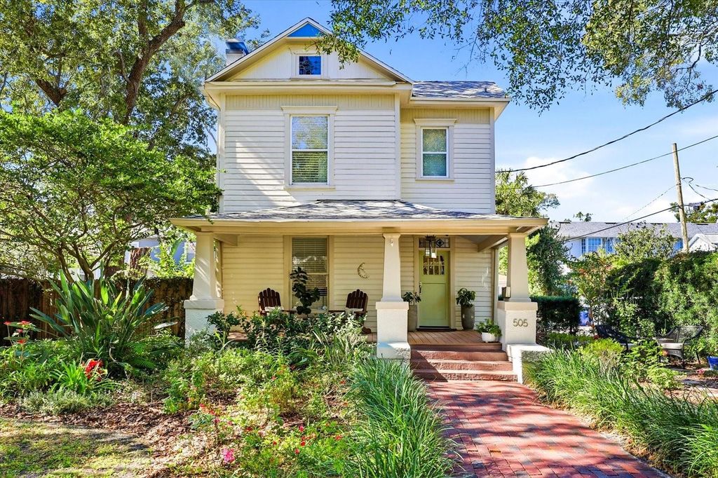 Photo of 505 S Newport Avenue, Tampa, FL 33606 (MLS # TB8461828)