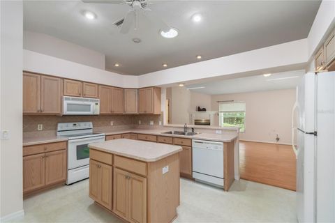 Tiny photo for 9450 SW 208th Circle, Dunnellon, FL 34431 (MLS # OM724940)