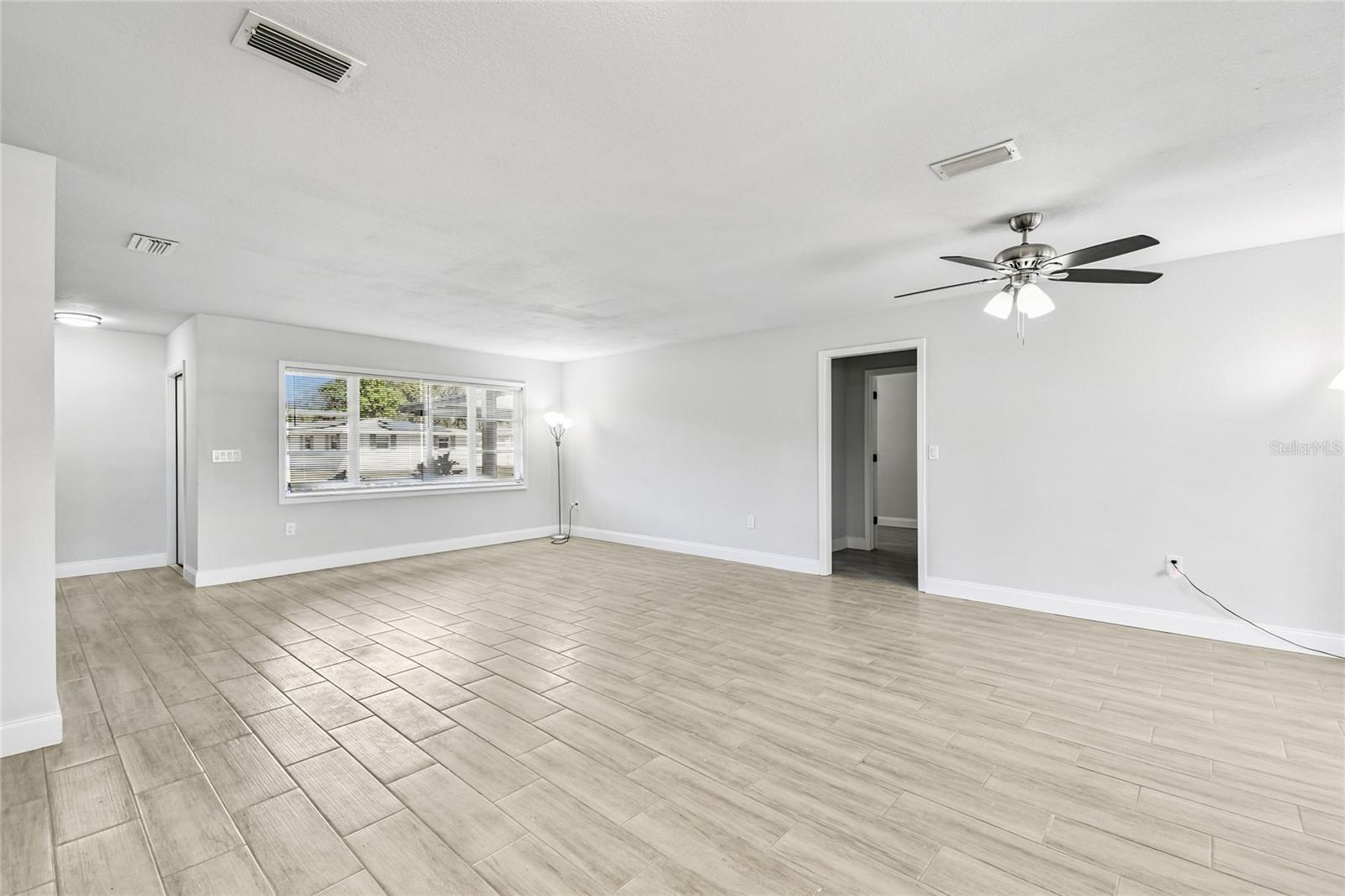 LAKE PARK - Residential