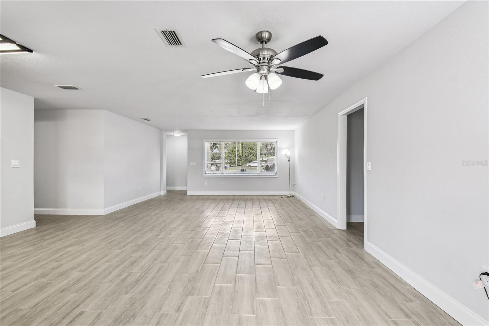 LAKE PARK - Residential