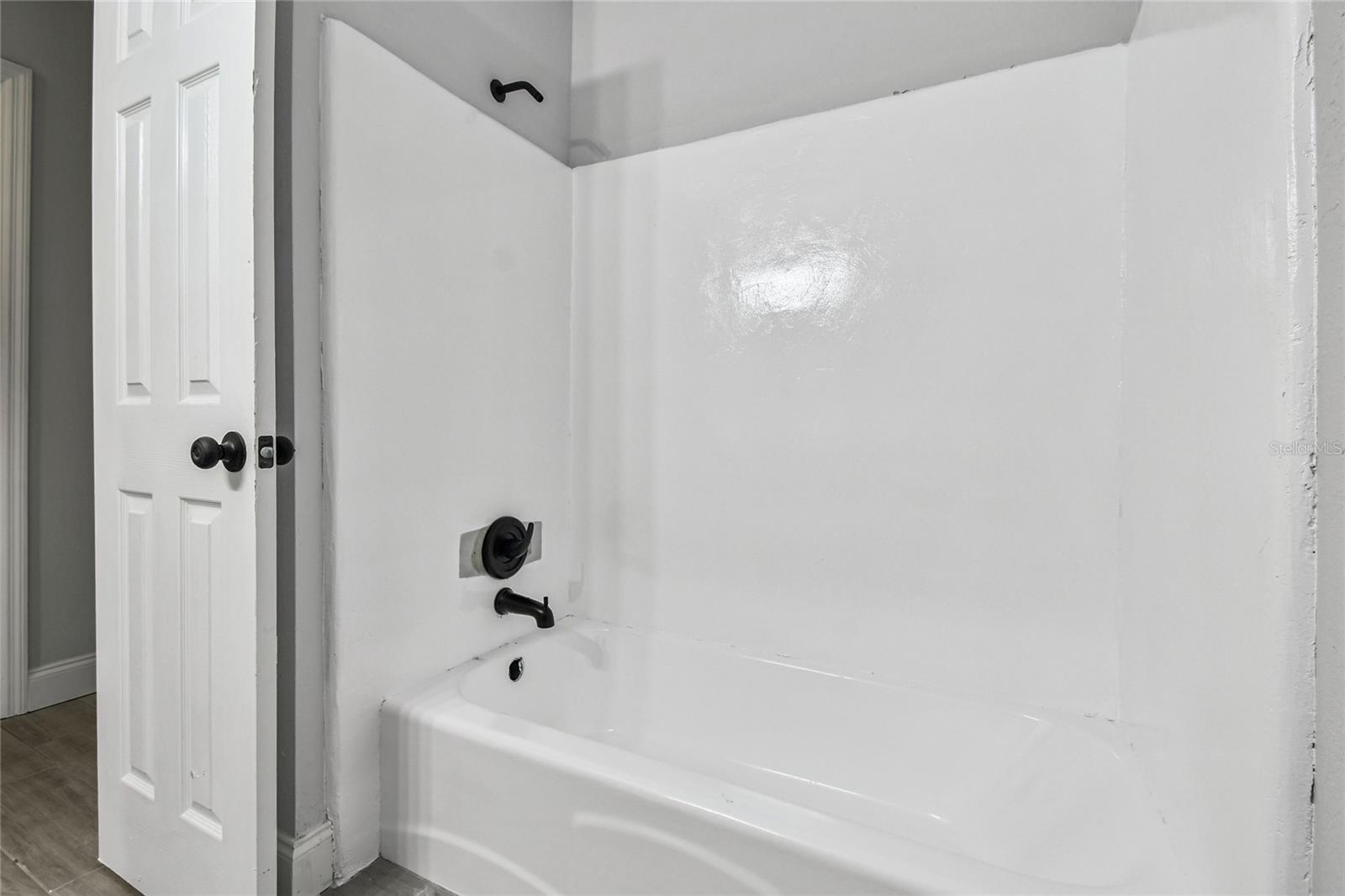 LAKE PARK - Residential