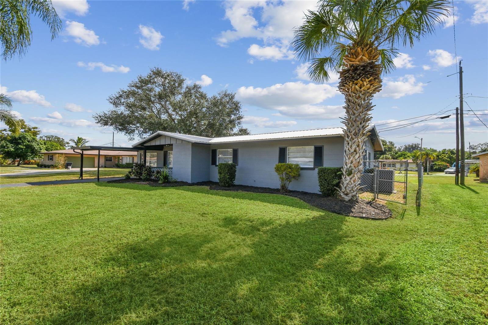 LAKE PARK - Residential