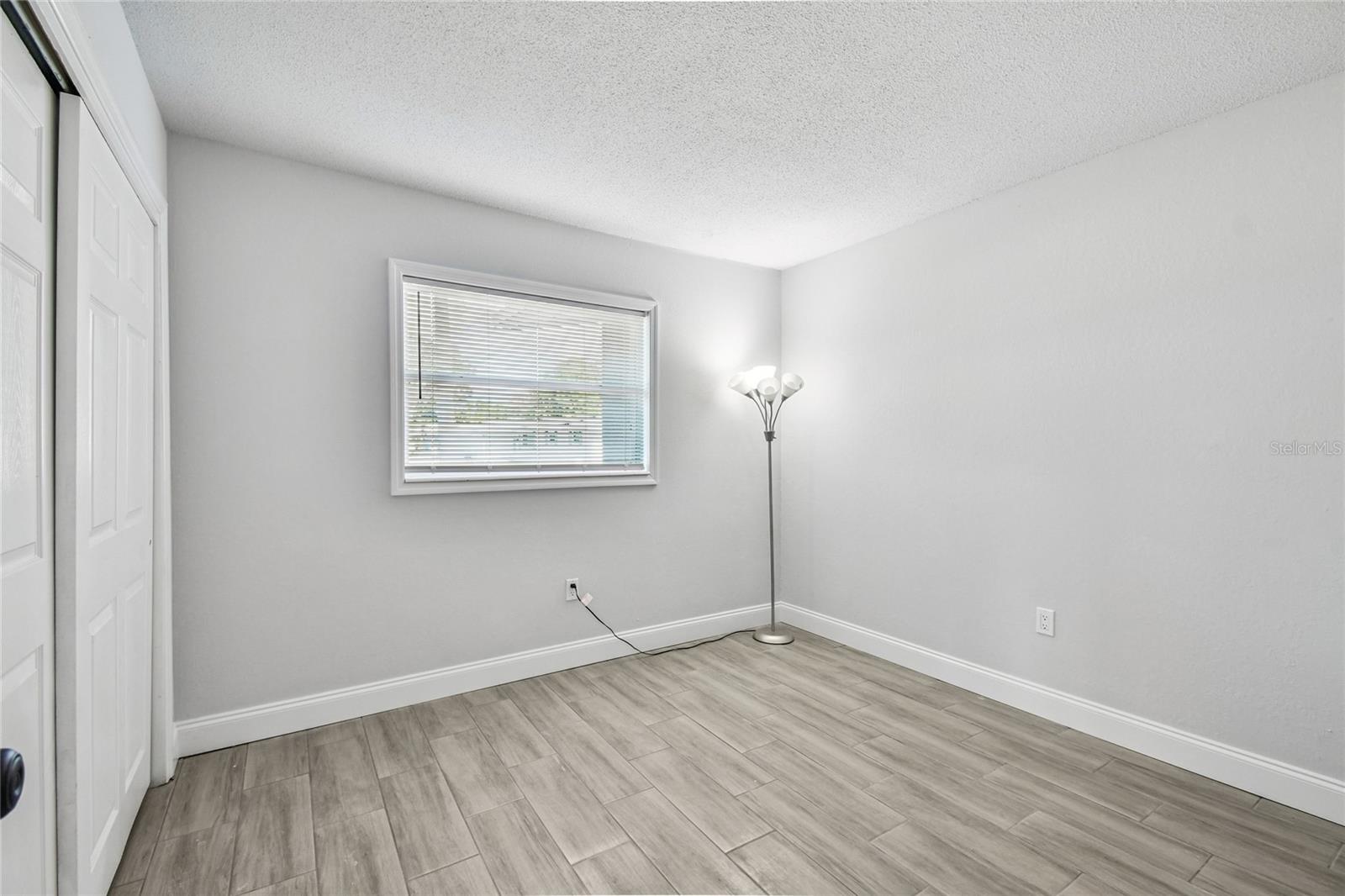 LAKE PARK - Residential