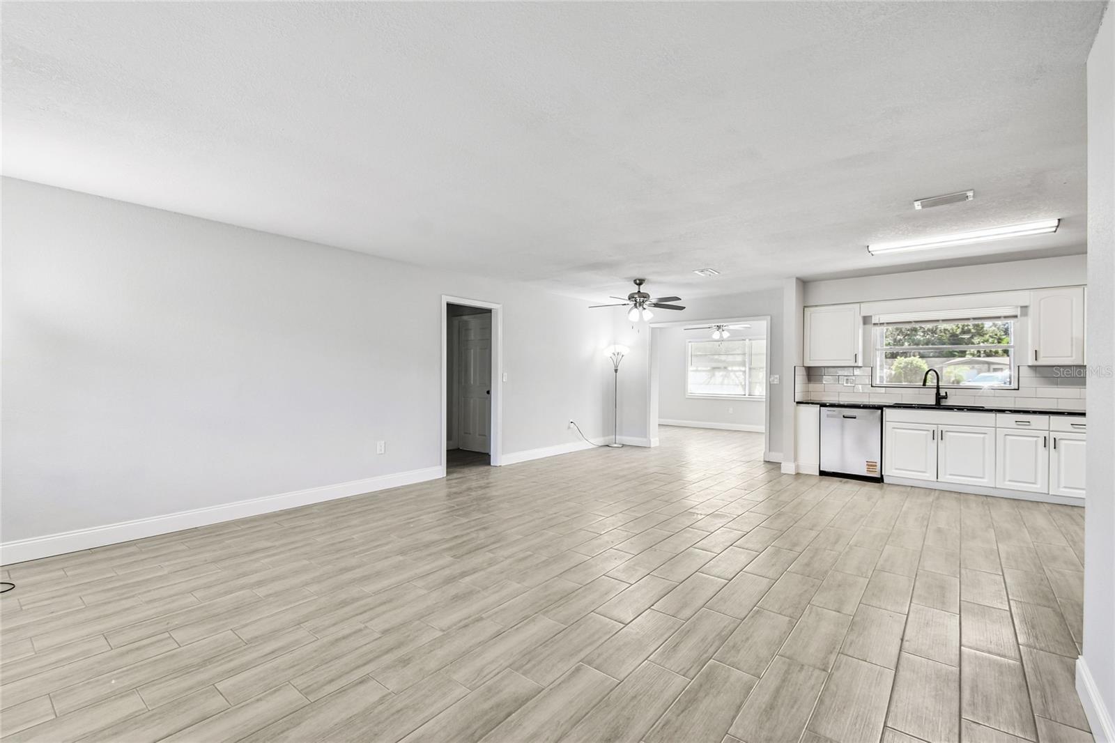 LAKE PARK - Residential