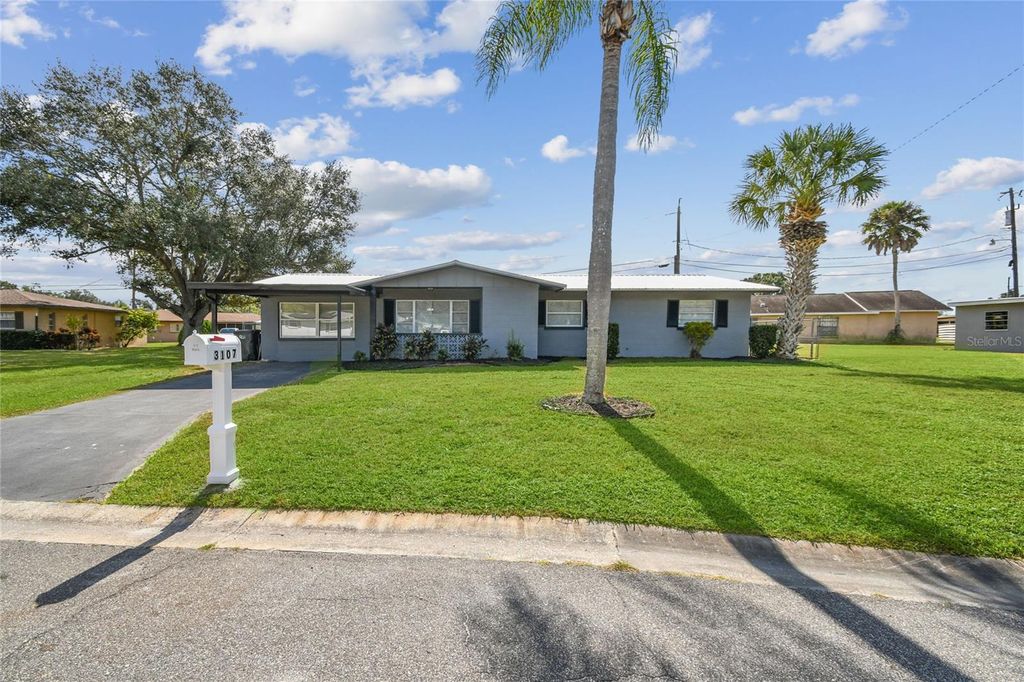 Photo of 3107 9th Avenue Drive E, Palmetto, FL 34221 (MLS # A4668819)