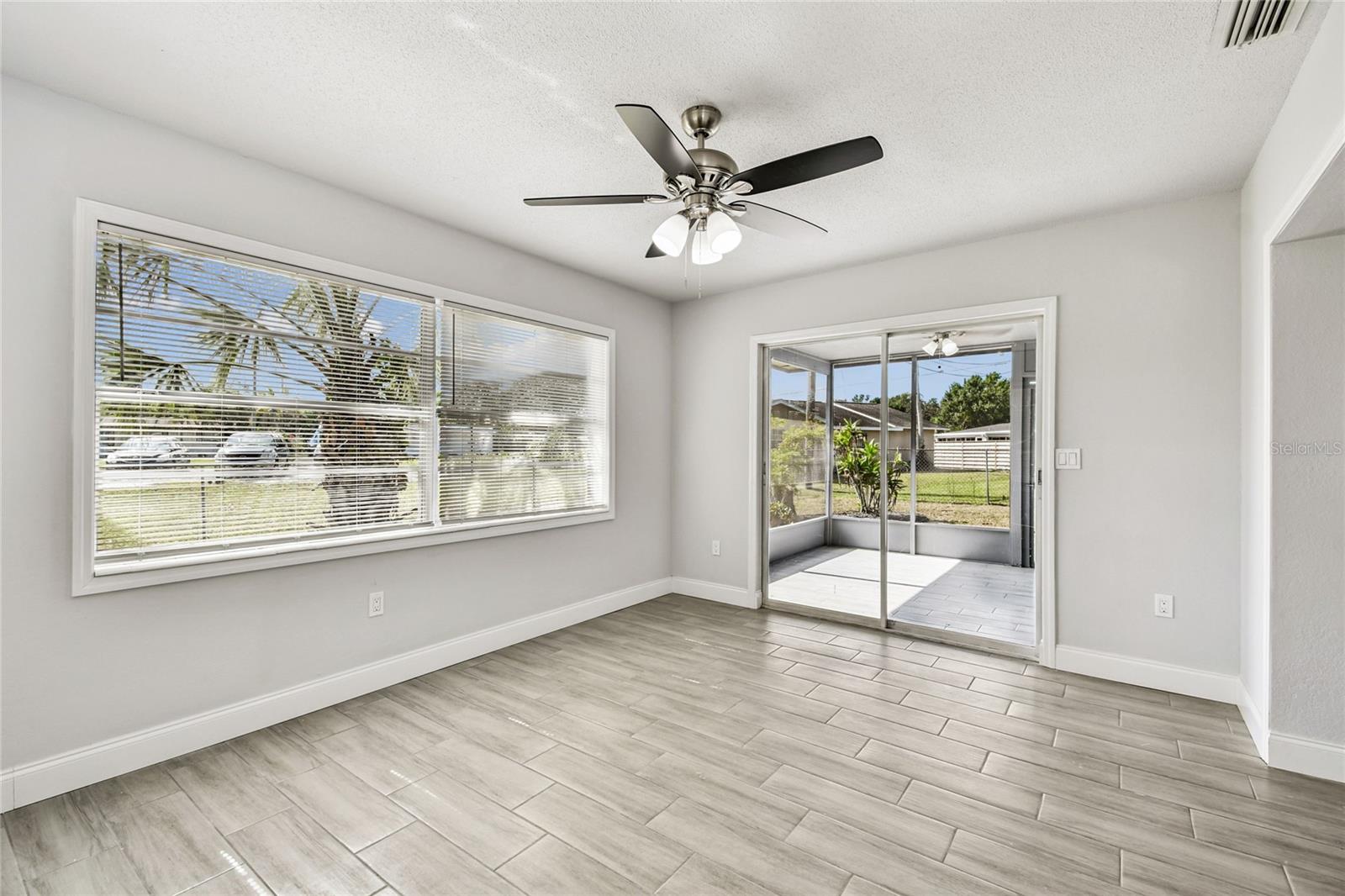 LAKE PARK - Residential