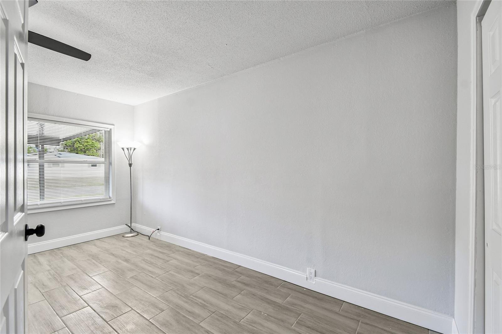 LAKE PARK - Residential