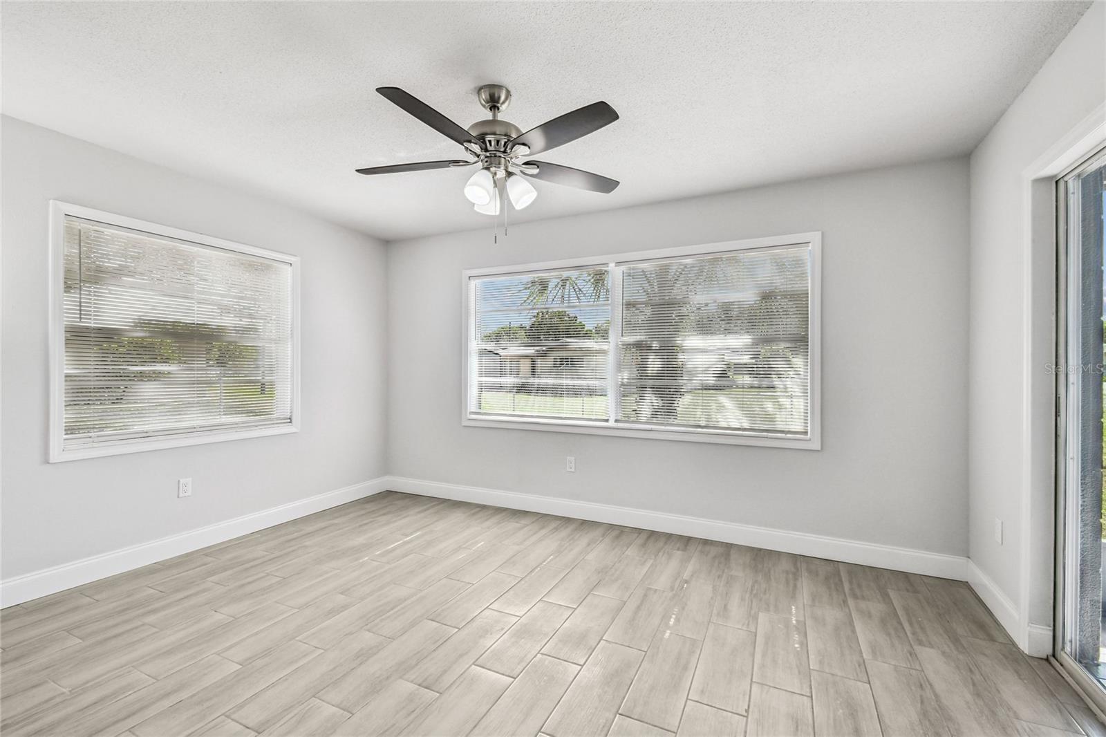 LAKE PARK - Residential