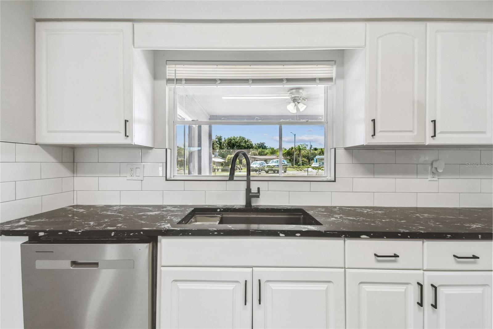 LAKE PARK - Residential