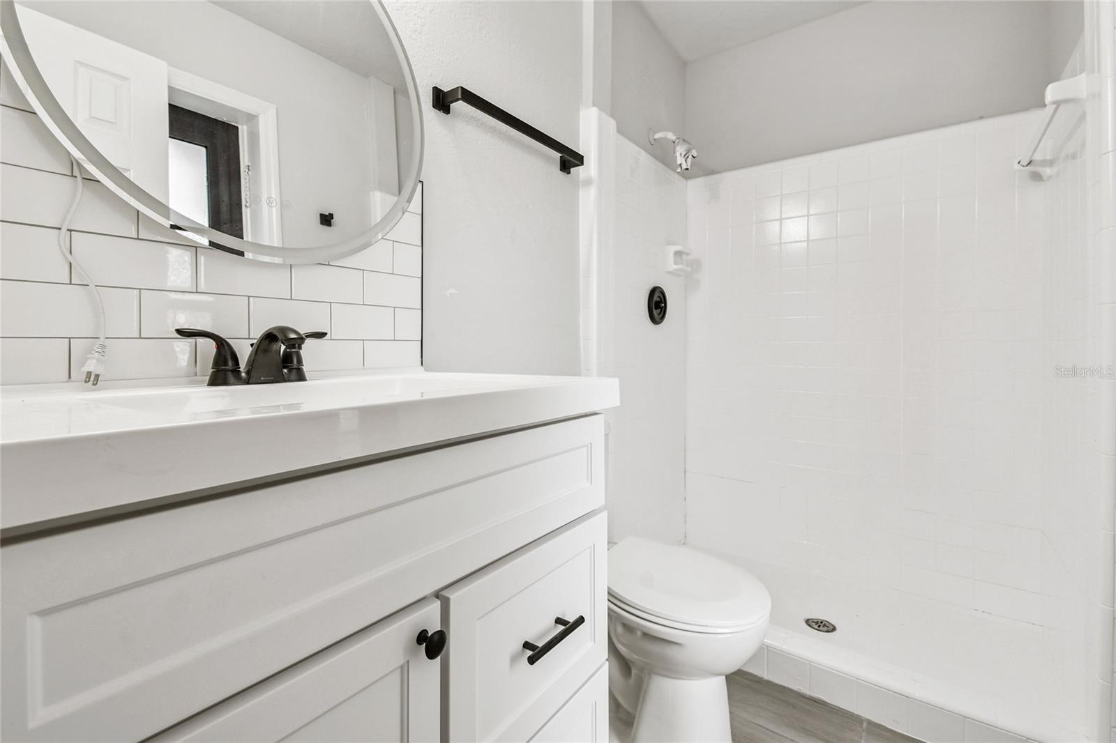 LAKE PARK - Residential