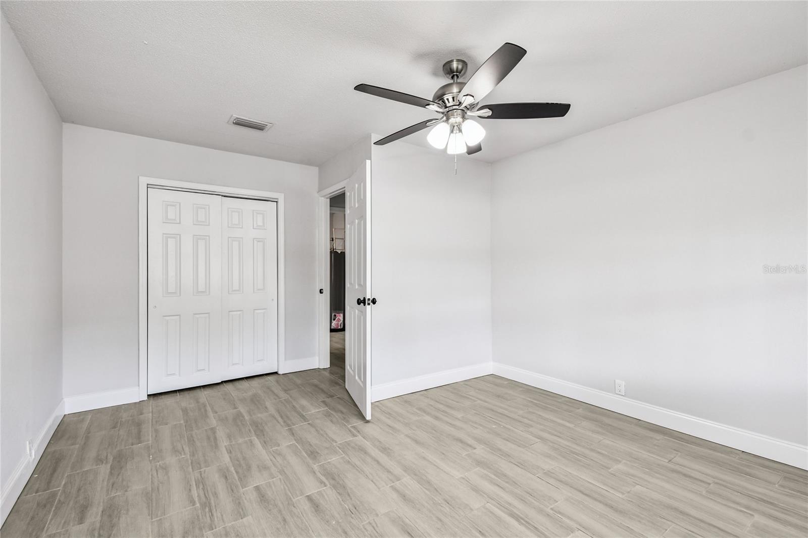 LAKE PARK - Residential